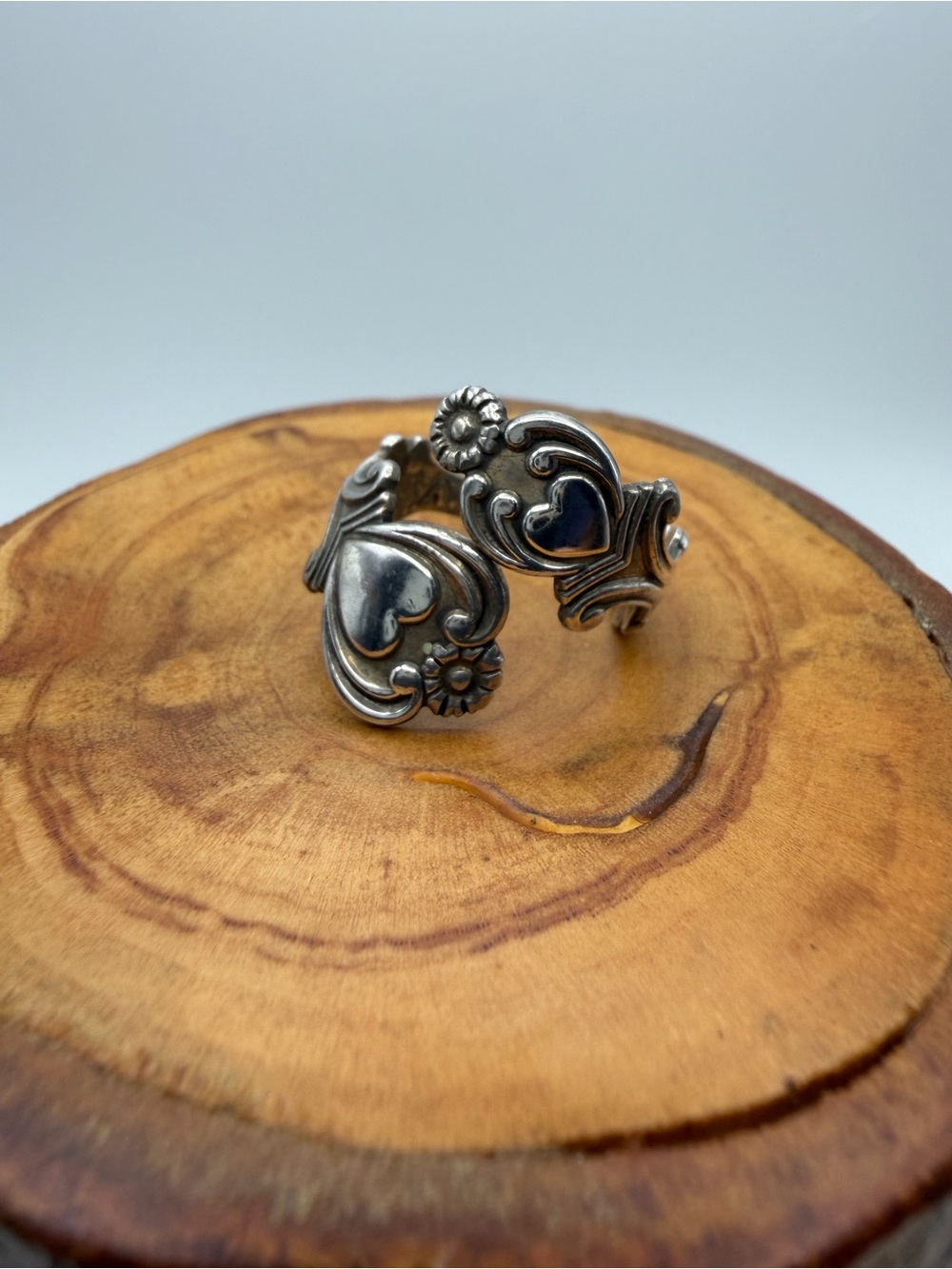 Avon Sterling Silver Double Hearts and Flowers Open Wrap Ring 5.1g Size 8.5 1980